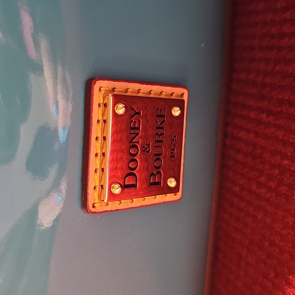 NWT Dooney & Bourke Patent Mini Barlow-Sky 🩵 - Picture 7 of 10